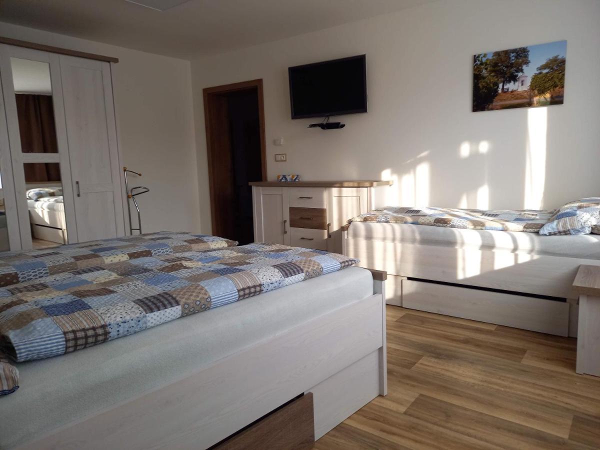 Apartmany 27 Němčičky Extérieur photo